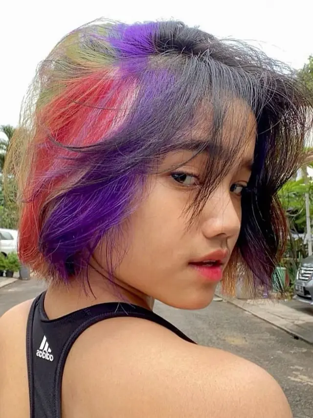 Inspirasi Warna Rambut ala Fuji An, Tampil Beda