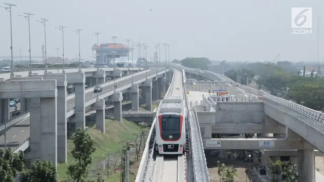 VIDEO: Skytrain Bandara Soetta Resmi Beroperasi