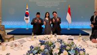 Presiden Prabowo Subianto menyempatkan diri bertemu Carmen, anggota asal Indonesia di grup K-pop Hearts2Hearts, di sela kunjungannya ke Korea Selatan, Kamis (1/4/2026) (Tim Media Presiden)