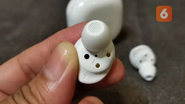 Samsung Galaxy Buds FE. Liputan6.com/Iskandar