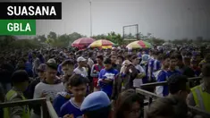 Berita video suasana stadion Gelora Bandung Lautan Api (GBLA) sebelum laga Persib Bandung vs Persija Jakarta pada Sabtu (22/7/2017).