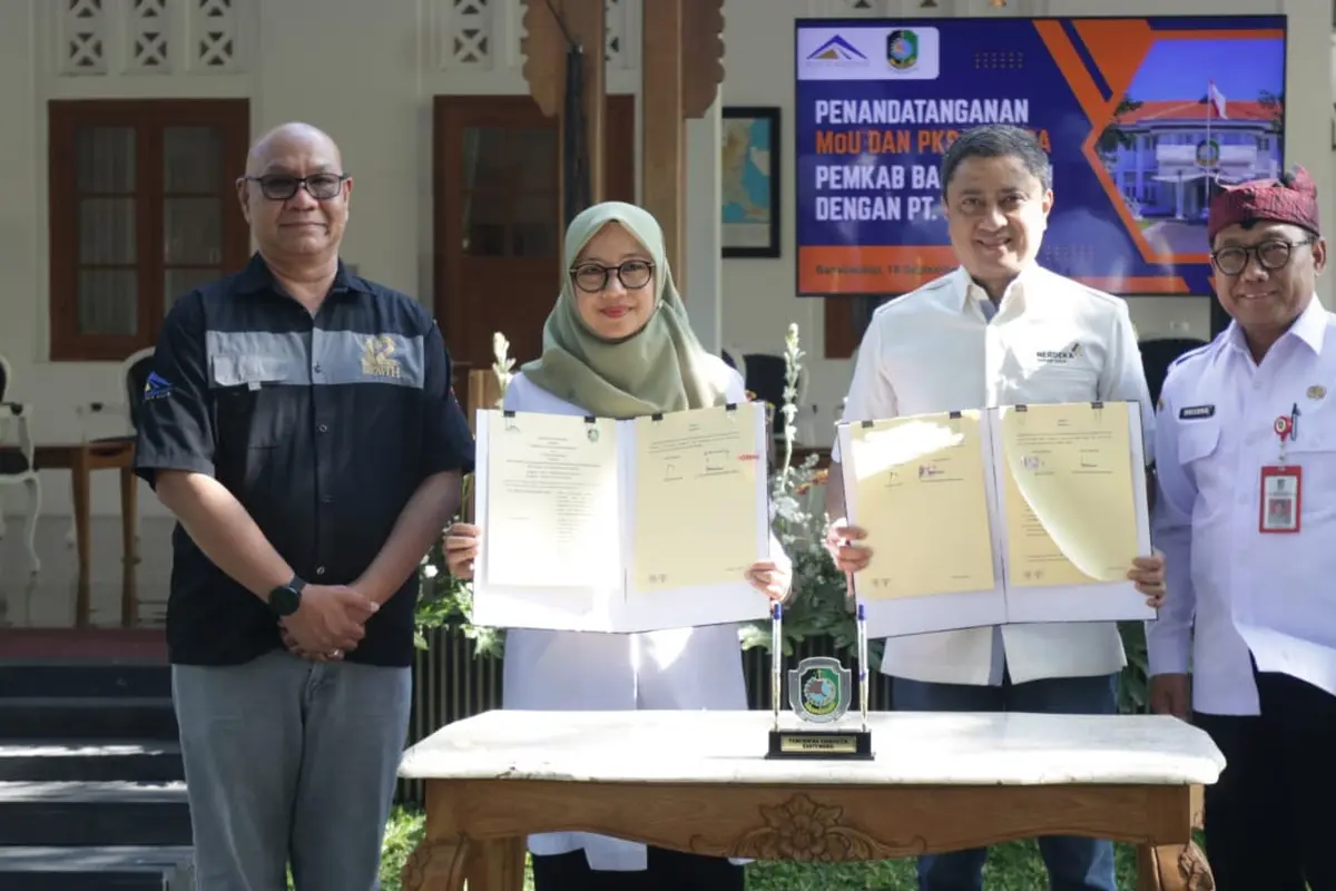 Penandatangan MoU pendirian rumah sakit baru yaitu Rumah Sakit Pesanggaran (Istimewa)