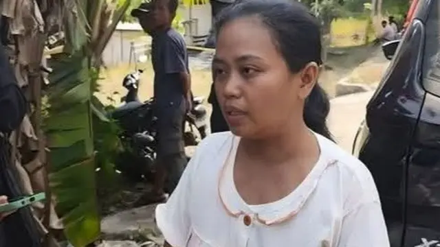 Dewi Sri Lestari, ibu BRL siswi kelas V SDN 2 Dawung yang ditemukan tewas mengenaskan di rumahnya. (Liputan6.com/Arief Pramono)