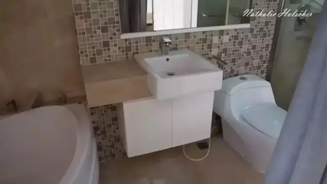 Potret Kamar Mandi di Rumah Nathalie Holscher, Punya Fasilitas Lengkap dengan Gorden sebagai Penutupnya