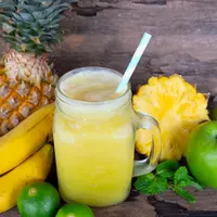 ilustrasi jus nanas/Amguy13/Shutterstock