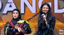 Lagi-lagi Keisya hanya menanggapinya dengan senyuman. Melihat banyak kritikan,  Astrid menjelaskan bahwa dia tidak berniat menyinggung siapa pun. Dia justru meledek diri sendiri, "Karena saya kagum dengan suara para peserta dan bintang tamu." kata dia di Instagram. (Foto: YouTube/ Rising Star Dangdut)