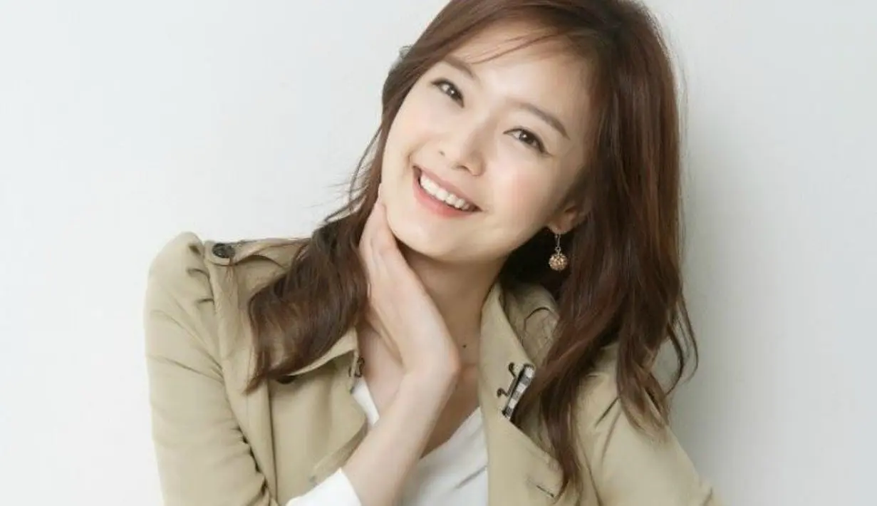 "Aku mempunyai cerita tentang bagaimana ini tidak seharusnya terjadi. Hal ini melukai banyak orang. Aku punya banyak teman di raha ini yang bisa diajak bicara," tuturnya. (Foto: Allkpop.com)