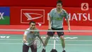 Sempat mengawali laga dengan meyakinkan, Mohammad Ahsan/Hendra Setiawan harus tersingkir di 16 Besar Daihatsu Indonesia Masters 2025. (Liputan6.com/Herman Zakharia)