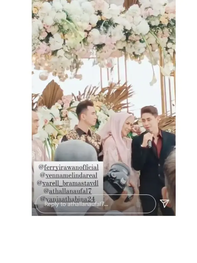 Direstui, Ini 6 Potret Verrell Bramasta dan Athalla di Lamaran Sang Ibunda Venna Melinda