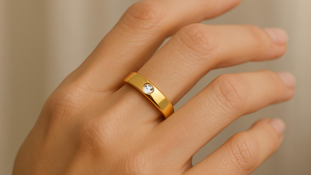 7 Model Cincin Emas Mewah Tapi Murah di 2025, Bikin Penampilan Elegan Tanpa Berlebihan