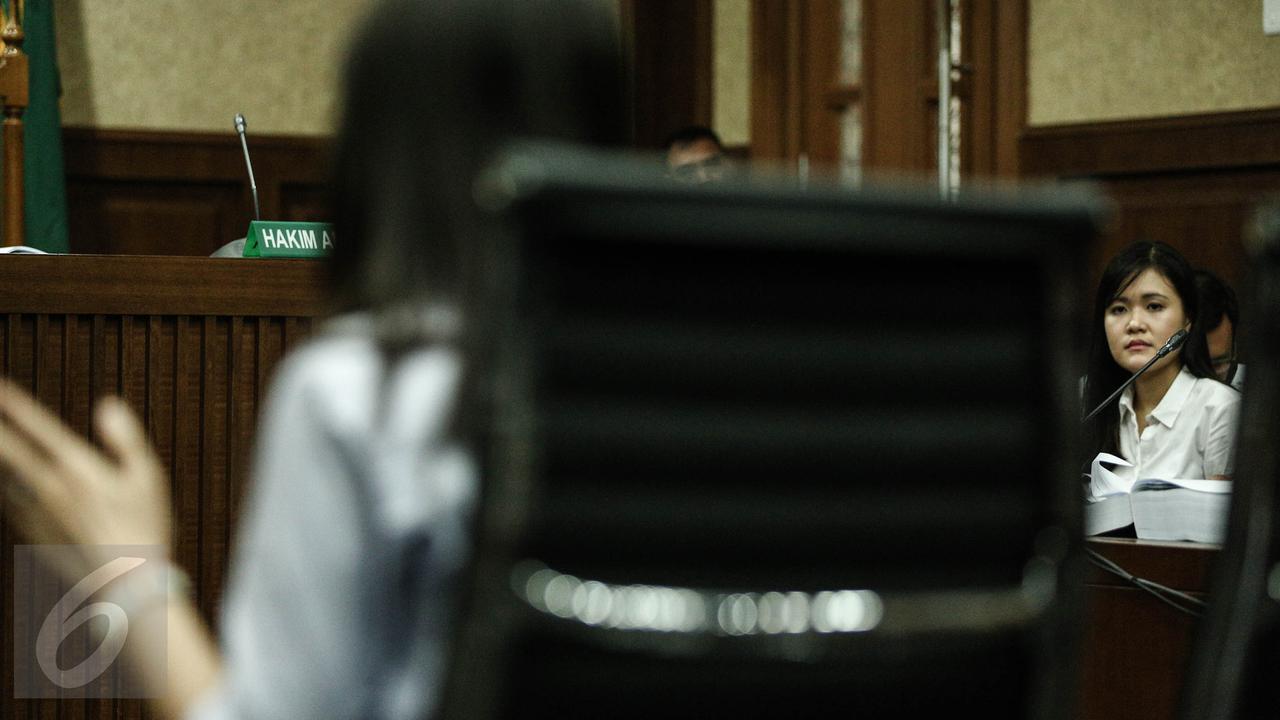 20160713-Ini Kesaksian Hanie Dalam Sidang Kopi Sianida Jessica Wongso-Jakarta