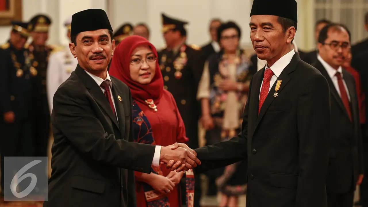 20160720-Jokowi-Lantik-Kepala-BNPT-dan-BPOM-Jakarta-FF