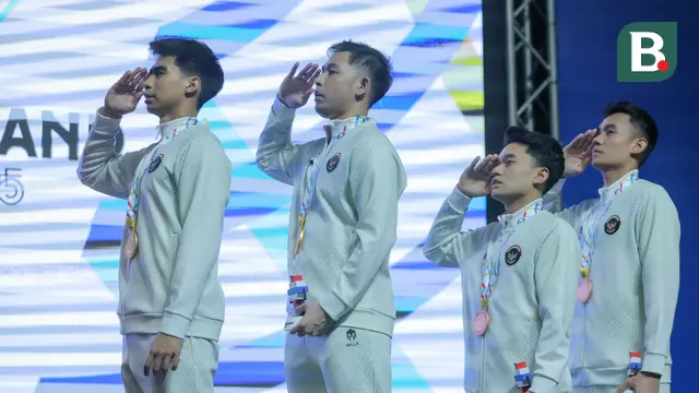 Foto: Tumbangkan Juara Dunia Asal Malaysia, Sabar Karyaman/Moh. Reza Pahlevi Raih Medali Emas di SEA Games 2025