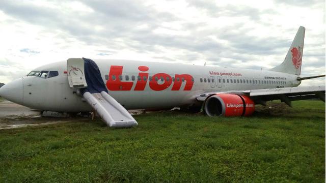 Lion Air Tergelincir di Gorontalo