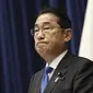 Perdana Menteri Jepang Fumio Kishida berbicara selama konferensi pers di kantornya di Tokyo, Rabu (14/8/2024). (Japan Pool/Kyodo News via AP)