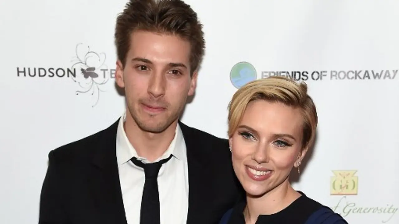 [Bintang]  Scarlett Johansson - Hunter Johansson
