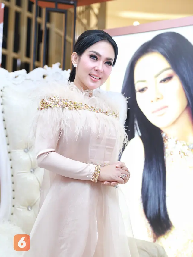 [Bintang] Syahrini