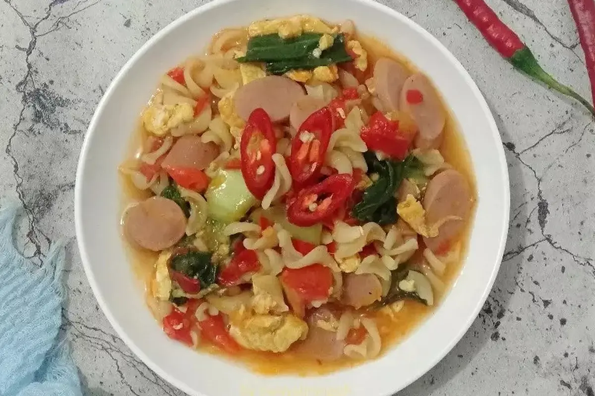 Resep seblak makaroni kuah pedas. (dok. Cookpad @riwayatiningsih11)