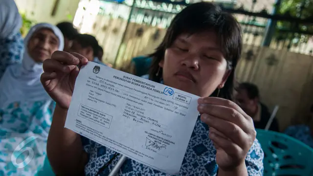 Semangat Penyandang Disabilitas Nyoblos Pilkada DKI Putaran Kedua