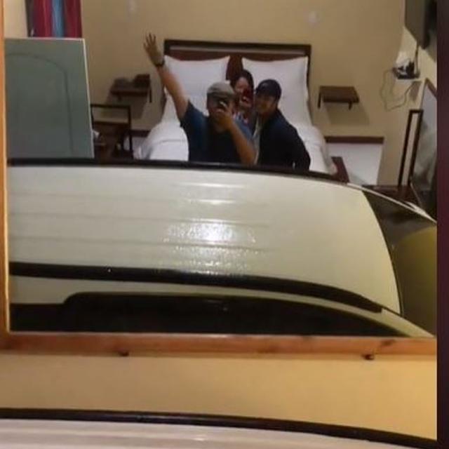 Viral Video Kamar Hotel Punya Garasi Mobil