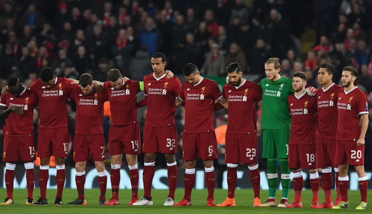 6. Liverpool - Lolos ke babak perempat final setelah menang agregat 5-0 atas Porto. (AFP/Paul Ellis)