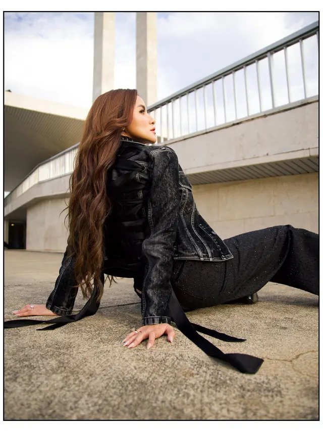 Model Rambut Panjang Olla Ramlan