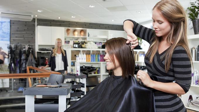Tips Dapatkan Potongan Rambut  Paling Pas Dari Salon 