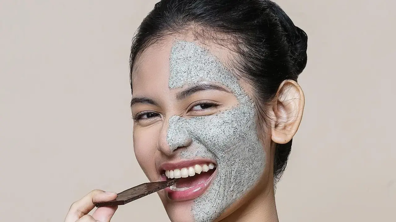 Review: Membersihkan Pori-Pori dengan Clay Mask Cica, Cokelat, dan Daun Mint
