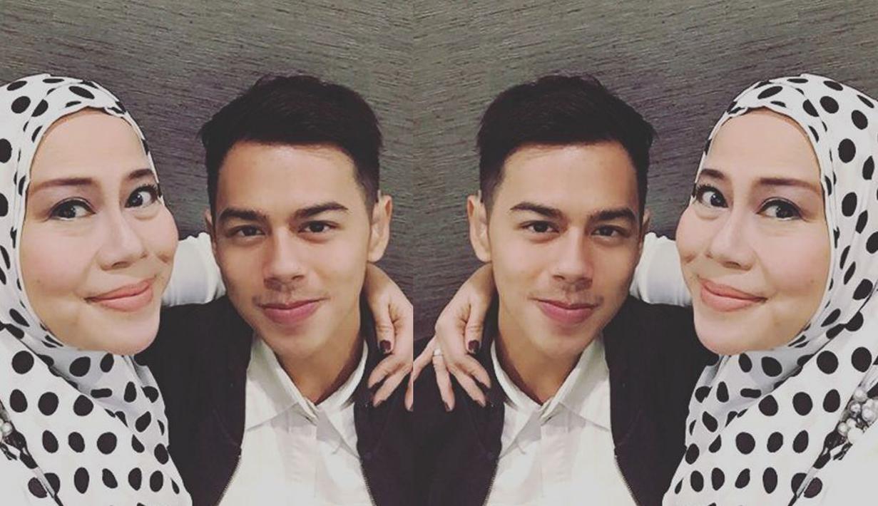 Si ganteng Panji Surya Sahetapy adalah anak ketiga dari pasangan aktor kawakan Ray Sahetapy dan penyanyi senior Dewi Yull. (instagram.com/suryasahetapy)