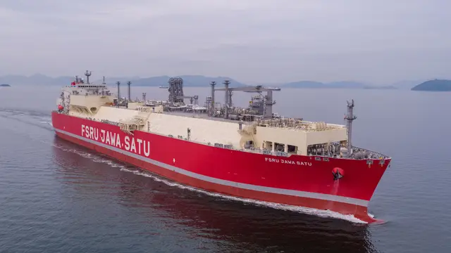 Saat ini Kapal FSRU Jawa Satu sudah bersandar di fasilitas mooring yang disediakan pada pertengahan Maret lalu.