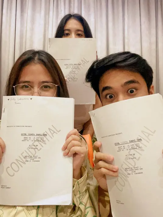 <p>Selain Prilly dan Yeseya, film ini juga dibintangi oleh Arla Ailani. (Foto: Instagram/ prillylatuconsina96)</p>
