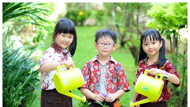 Orantua Dapat Melatih Anak Sopan Santun dalam Parenting personal Space