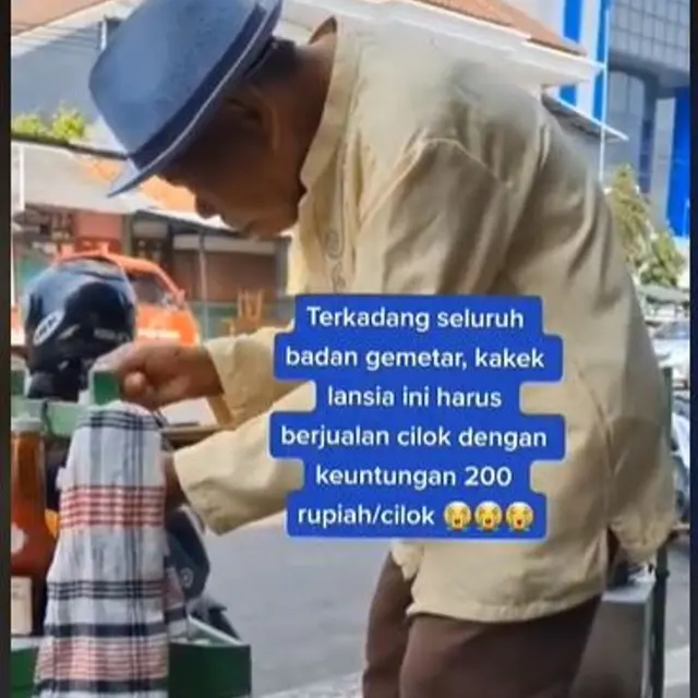 Kakek Penjual Cilok Badannya Gemetaran Saat Jualan, Dapat Untung Cuma Rp200 Per Butir