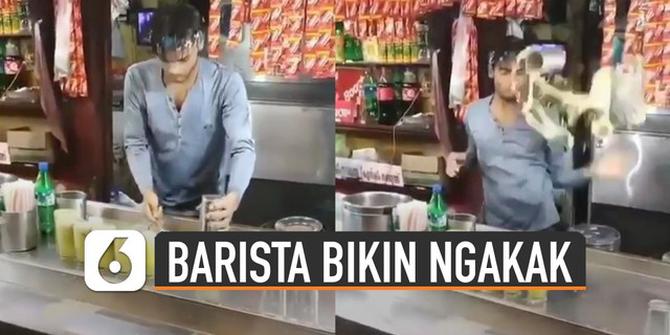 VIDEO: Penjual Melakukan Atraksi Bikin Minuman yang Endingnya Bikin Ngakak