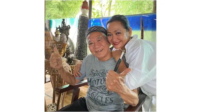 6 Potret Nomo Koeswoyo dan Chica Koeswoyo yang Tinggal Kenangan, Penuh Kehangatan
