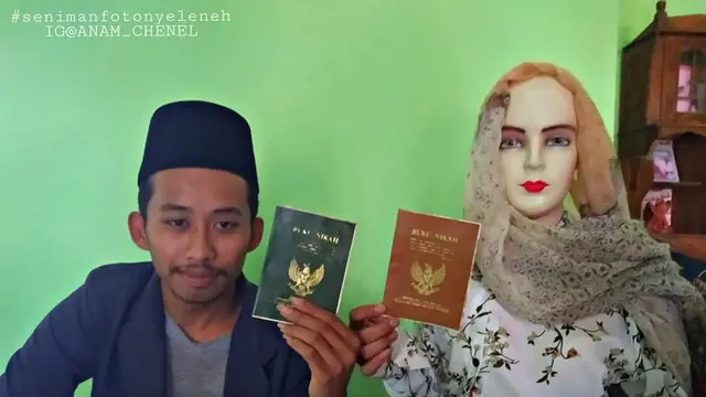 6 Potret Absurd Orang Nikah dengan Benda Mati Ini Bikin Geleng Kepala