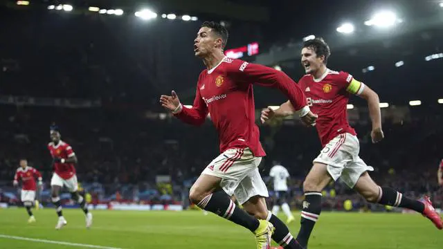 Christiano Ronaldo kembali menjadi pahlawan Manchester United saat menjamu Atalanta di Old Trafford. Tandukan Ronaldo menentukan kemenangan MU 3-2.