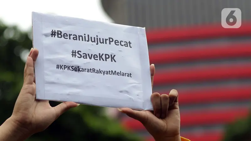 FOTO: Aksi BEM SI Tolak Pelemahan KPK