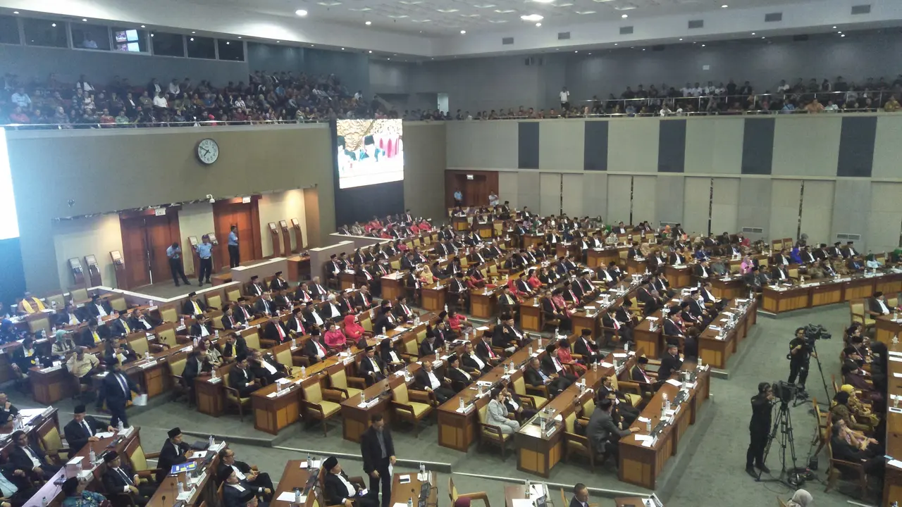 Rapat Paripurna Pelantikan Pimpinan DPR