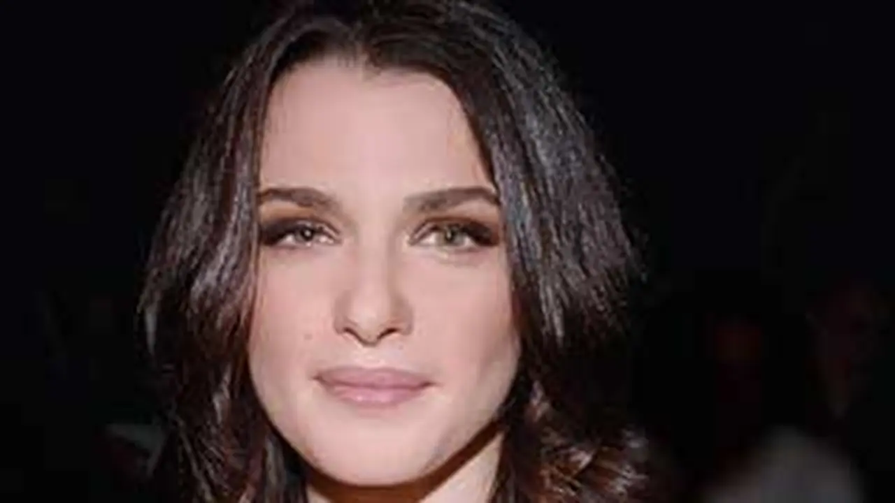 Rachel Weisz Jadi Wajah Baru Iklan L'oreal
