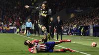 Aksi Cristiano Ronaldo pada leg 1, babak 16 besar Liga Champions yang berlangsung di stadion Wanda Metropolitano, Madrid., Kamis (21/2). Atl Madrid menang 2-0 atas Juventus (Javier Soriano)