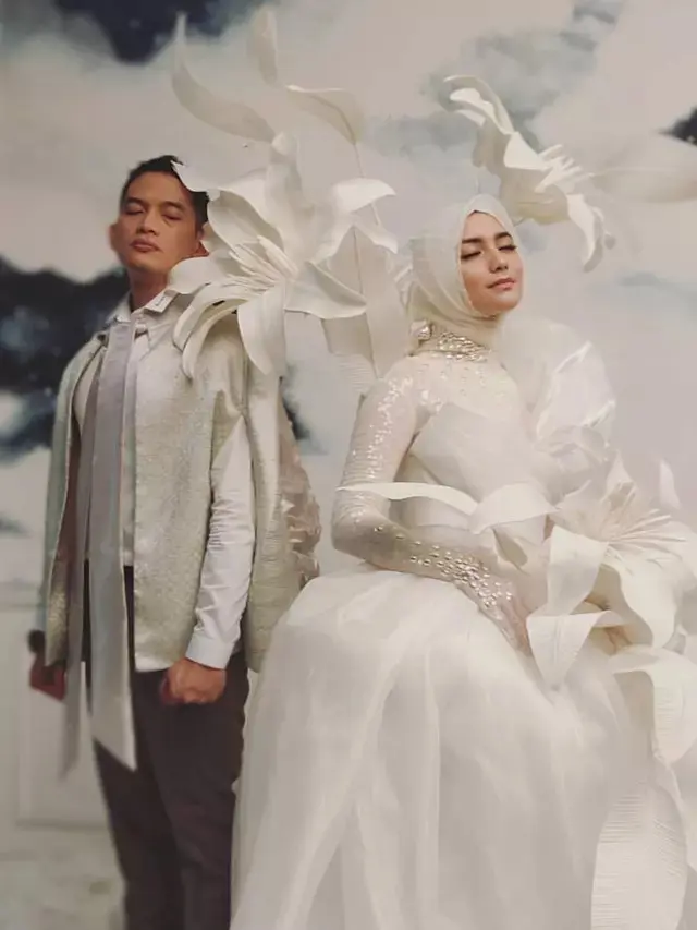 6 Prewed Citra Kirana dan Rezky Aditya dengan Konsep Negeri di Atas Awan