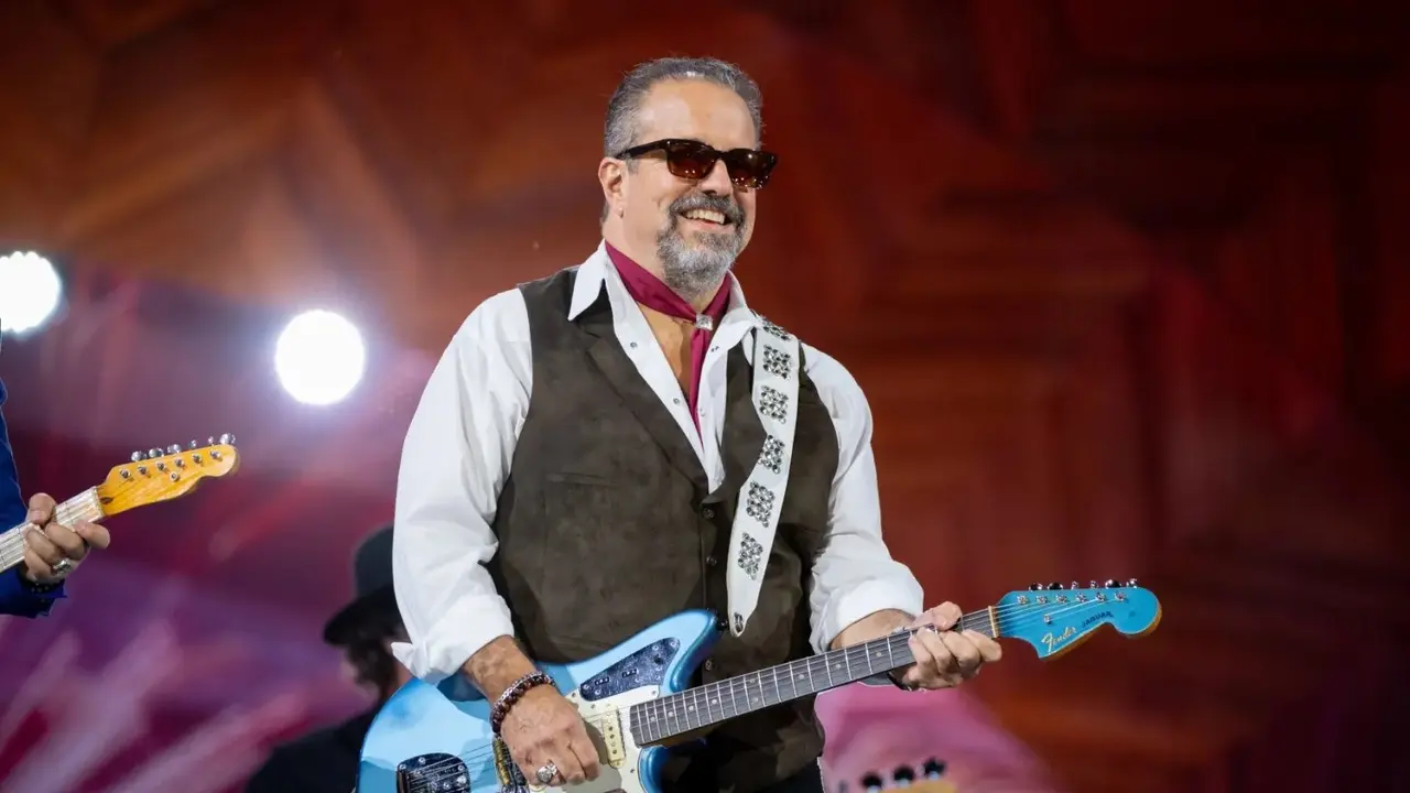 Raúl Malo, The Mavericks' Lead Singer, Dies at 60