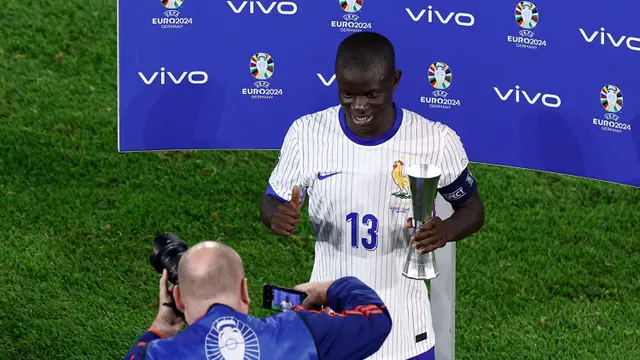 Foto: Belum Habis! N'Golo Kante Berikan Penampilan Apik dalam Kemenangan Tipis Prancis di Euro 2024