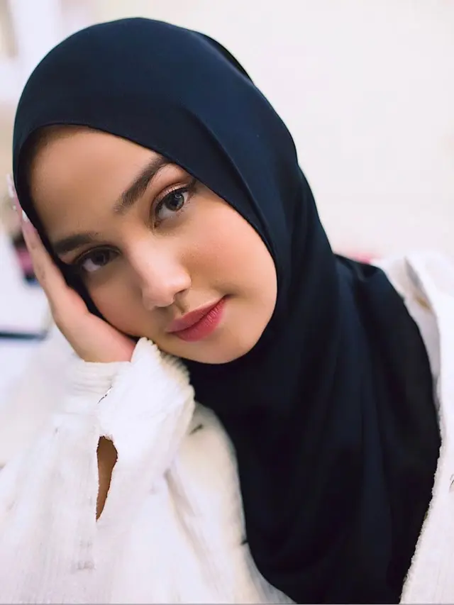 7 Gaya Penampilan Syifa Hadju saat Pakai Hijab, Banjir Pujian