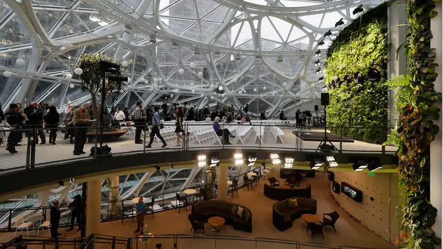 The Spheres, Kantor Baru Amazon