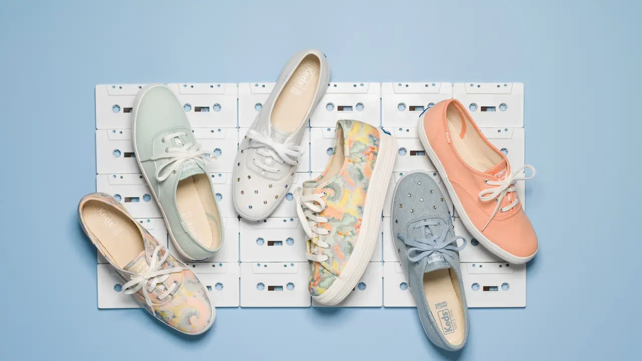 Bantu Perempuan Meraih Mimpi dengan Sneakers yang Nyaman