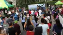 Suasana kegiatan body combat dalam acara sosialisasi bertajuk karnaval pekerja di area CFD Jalan Jenderal Sudirman, Jakarta Pusat, Minggu (14/5). (Liputan6.com/Immanuel Antonius)