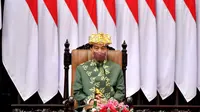 Presiden Joko Widodo atau Jokowi mengenakan baju adat Paksian dari Bangka Belitung saat menghadiri Sidang Tahunan MPR 2022. (Foto: Sekretariat Presiden)