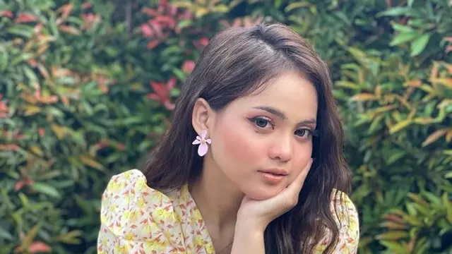 Putri Isnari